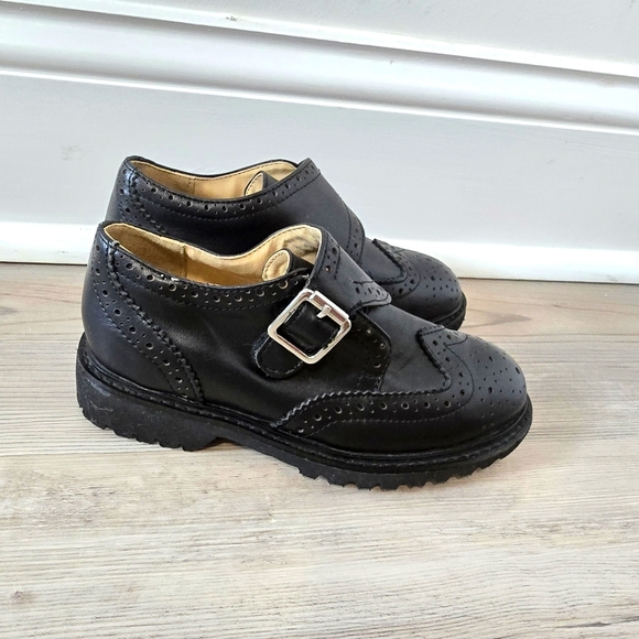 Kenneth Cole Black Buckled Brogue Shoes Kids Size 10 - Picture 1 of 7